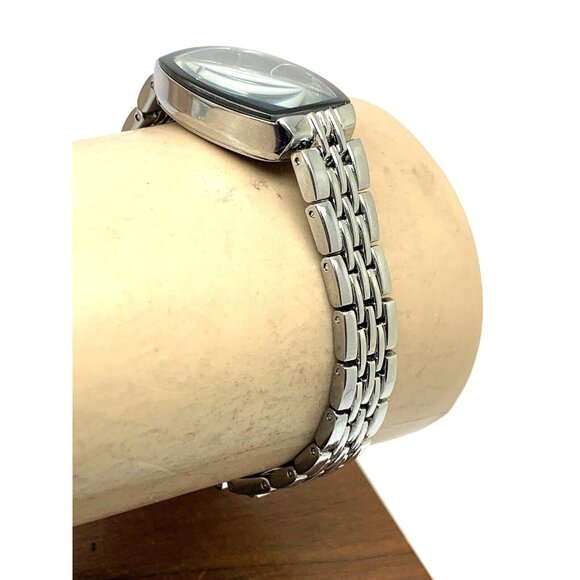 Timex Womens Watch TW2T50000 Quartz Diamond Silver Dial Rectangle Steel 21mm - Picture 11 of 13